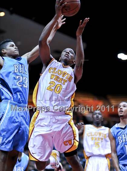 Thumbnail 1 in Bullard vs. Clovis West (CIF CS D1 Final) photogallery.