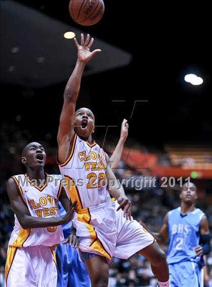 Thumbnail 1 in Bullard vs. Clovis West (CIF CS D1 Final) photogallery.