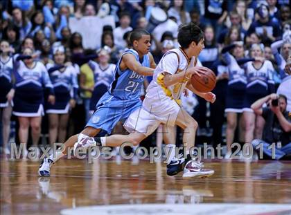 Thumbnail 3 in Bullard vs. Clovis West (CIF CS D1 Final) photogallery.