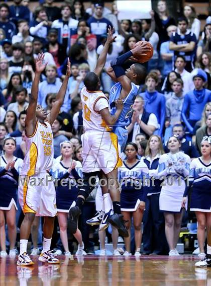 Thumbnail 1 in Bullard vs. Clovis West (CIF CS D1 Final) photogallery.