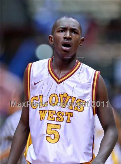 Thumbnail 3 in Bullard vs. Clovis West (CIF CS D1 Final) photogallery.