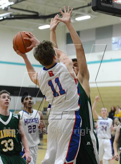 Thumbnail 1 in Reno vs Bishop Manogue (State Farm Classic Championship) photogallery.