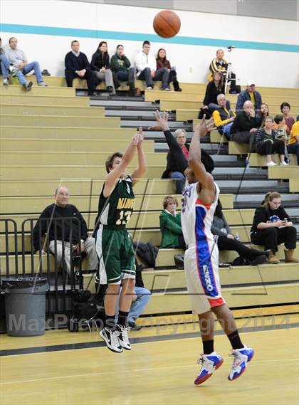 Thumbnail 1 in Reno vs Bishop Manogue (State Farm Classic Championship) photogallery.