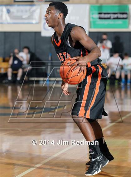Thumbnail 3 in Webster Groves vs. Sierra Canyon (City of Palms Classic) photogallery.