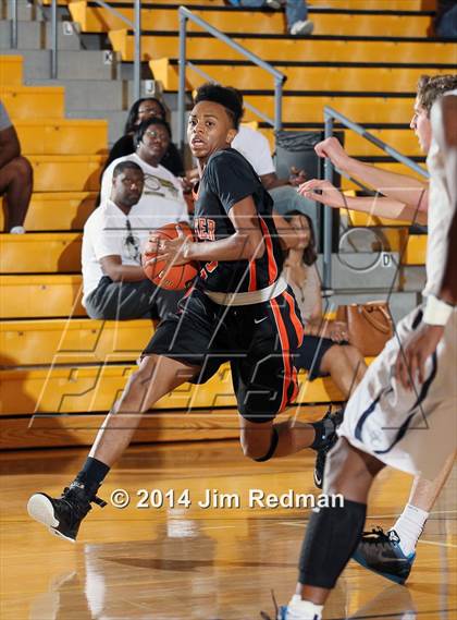 Thumbnail 3 in Webster Groves vs. Sierra Canyon (City of Palms Classic) photogallery.