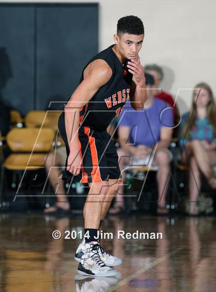 Thumbnail 1 in Webster Groves vs. Sierra Canyon (City of Palms Classic) photogallery.