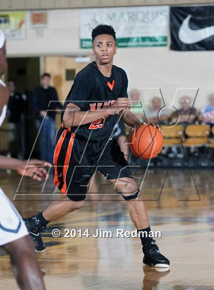 Thumbnail 2 in Webster Groves vs. Sierra Canyon (City of Palms Classic) photogallery.