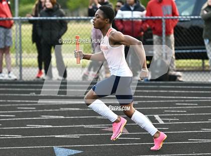Thumbnail 2 in IHSA Class 3A Sectional Meet photogallery.
