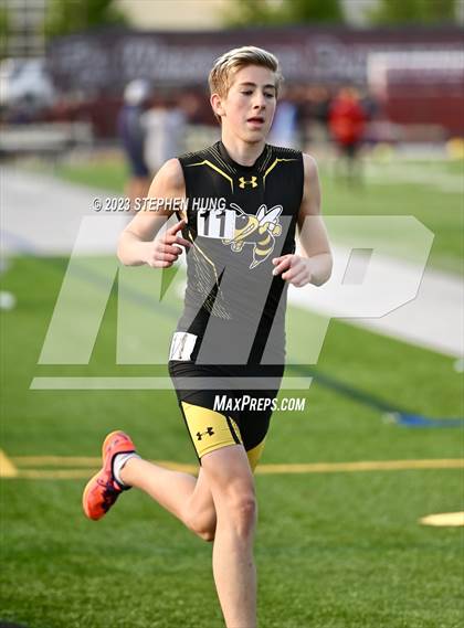 Thumbnail 2 in IHSA Class 3A Sectional Meet photogallery.