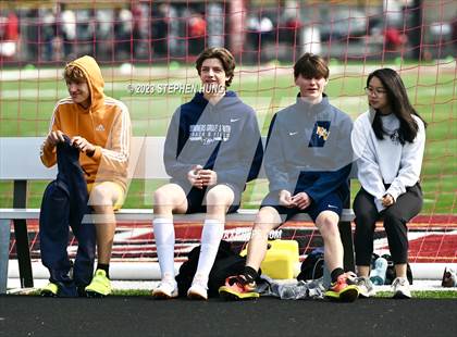 Thumbnail 2 in IHSA Class 3A Sectional Meet photogallery.