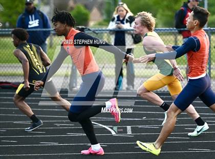 Thumbnail 3 in IHSA Class 3A Sectional Meet photogallery.