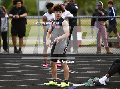 Thumbnail 3 in IHSA Class 3A Sectional Meet photogallery.