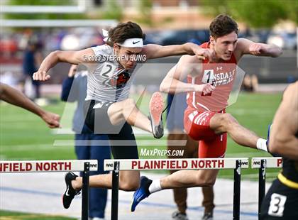 Thumbnail 3 in IHSA Class 3A Sectional Meet photogallery.