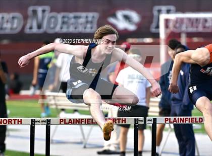 Thumbnail 2 in IHSA Class 3A Sectional Meet photogallery.