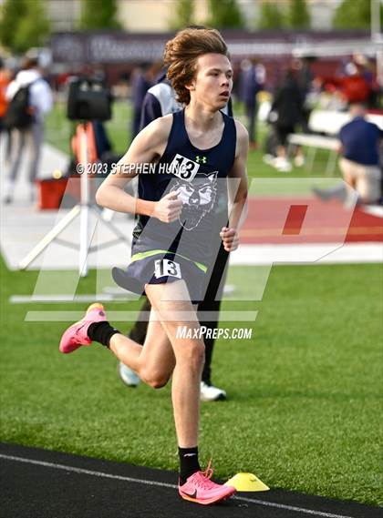 Thumbnail 1 in IHSA Class 3A Sectional Meet photogallery.