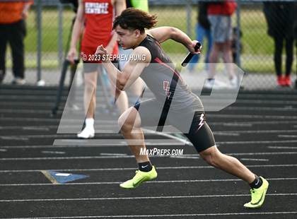 Thumbnail 2 in IHSA Class 3A Sectional Meet photogallery.