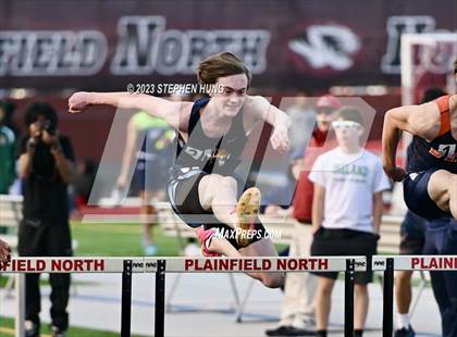 Thumbnail 1 in IHSA Class 3A Sectional Meet photogallery.