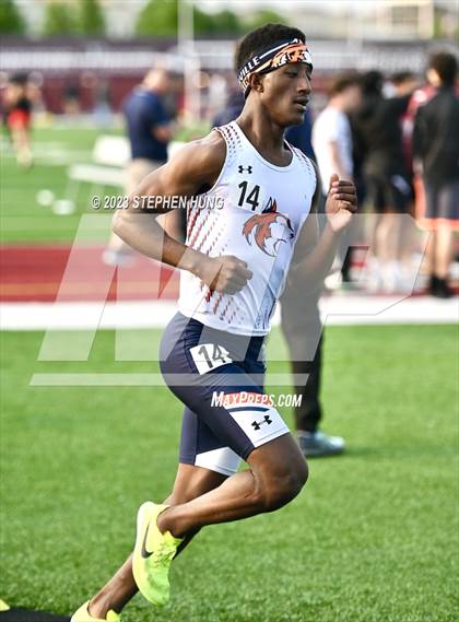 Thumbnail 3 in IHSA Class 3A Sectional Meet photogallery.