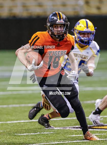 Thumbnail 1 in Carey vs Kendrick (1AD2 State Championship) photogallery.
