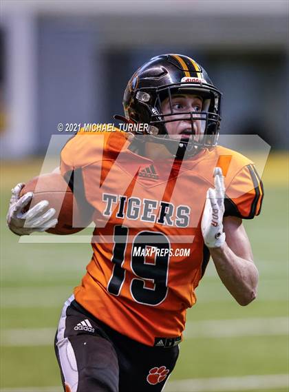 Thumbnail 1 in Carey vs Kendrick (1AD2 State Championship) photogallery.