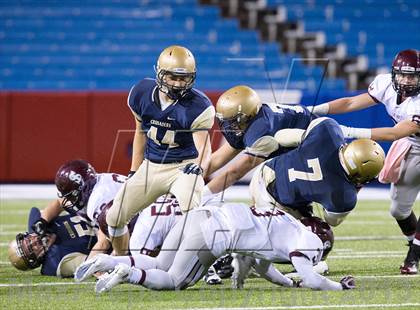 Thumbnail 3 in St. Joseph's Collegiate Institute vs. Canisius (Monsignor Martin Final) photogallery.