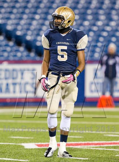 Thumbnail 2 in St. Joseph's Collegiate Institute vs. Canisius (Monsignor Martin Final) photogallery.