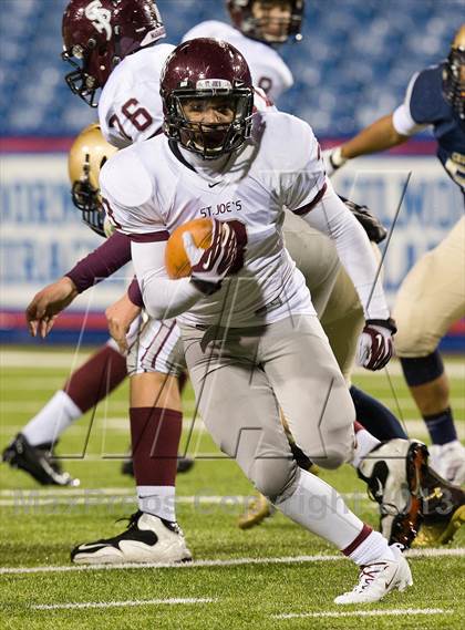 Thumbnail 2 in St. Joseph's Collegiate Institute vs. Canisius (Monsignor Martin Final) photogallery.