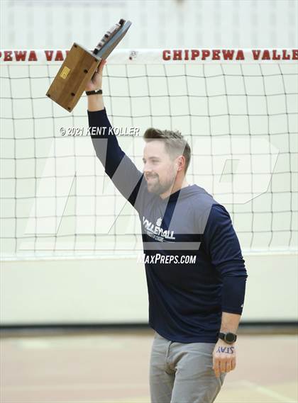 Thumbnail 2 in Dakota vs. Troy (MHSAA Regional Final) photogallery.
