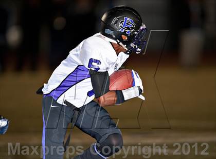 Thumbnail 3 in Vista Murrieta vs. Rancho Cucamonga (CIF SS Semifinal) photogallery.