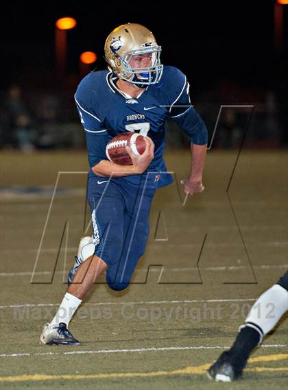 Thumbnail 1 in Vista Murrieta vs. Rancho Cucamonga (CIF SS Semifinal) photogallery.