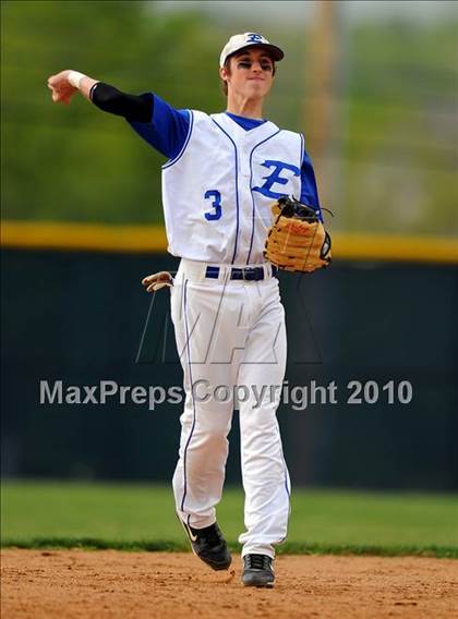 Thumbnail 3 in Elizabethtown @ Penn Manor photogallery.