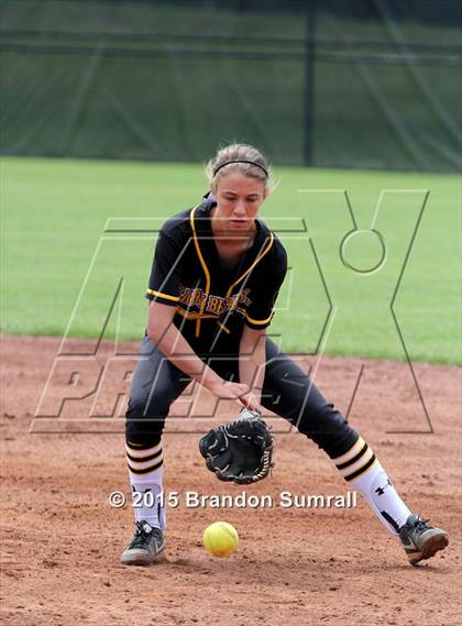 Thumbnail 2 in Billingsley vs Charles Henderson (Prattville Christian Academy Classic) photogallery.