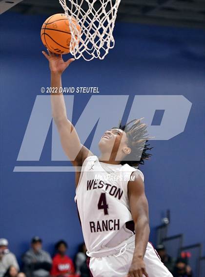 Thumbnail 2 in Weston Ranch vs. Inderkum (Fortune Showcase) photogallery.