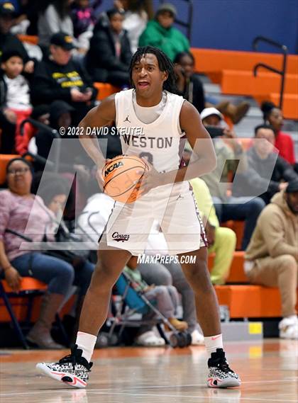 Thumbnail 2 in Weston Ranch vs. Inderkum (Fortune Showcase) photogallery.