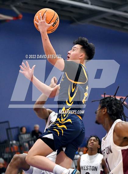 Thumbnail 3 in Weston Ranch vs. Inderkum (Fortune Showcase) photogallery.