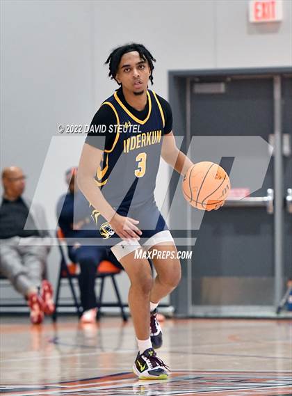 Thumbnail 2 in Weston Ranch vs. Inderkum (Fortune Showcase) photogallery.