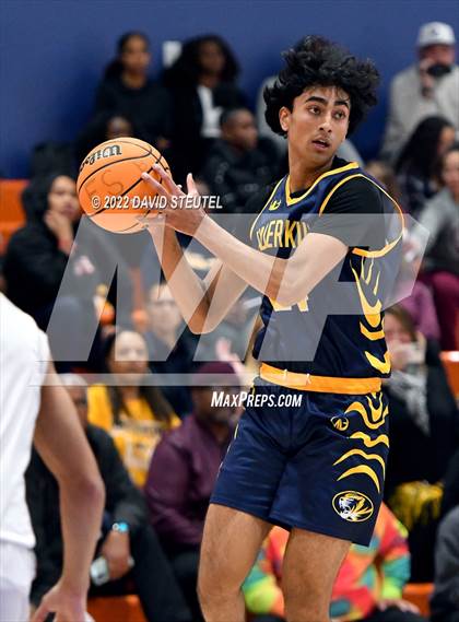 Thumbnail 1 in Weston Ranch vs. Inderkum (Fortune Showcase) photogallery.