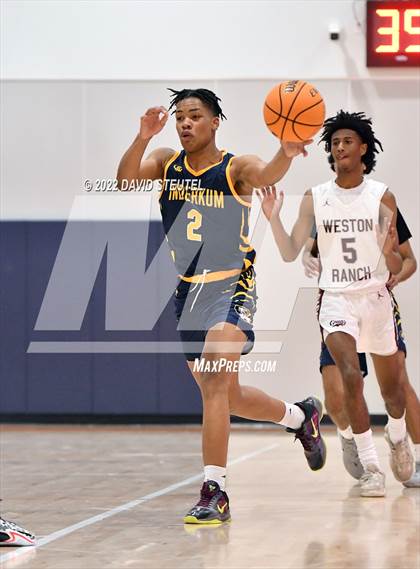 Thumbnail 3 in Weston Ranch vs. Inderkum (Fortune Showcase) photogallery.