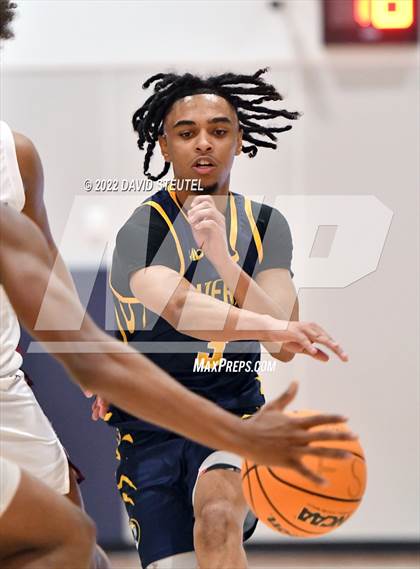 Thumbnail 1 in Weston Ranch vs. Inderkum (Fortune Showcase) photogallery.
