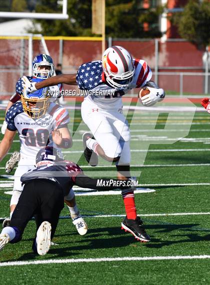 Thumbnail 1 in Tri-County All-Star Game photogallery.