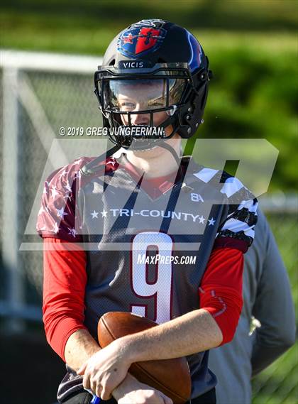 Thumbnail 3 in Tri-County All-Star Game photogallery.