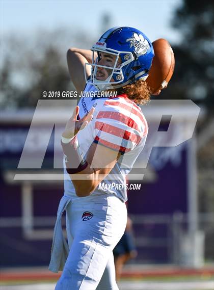 Thumbnail 1 in Tri-County All-Star Game photogallery.