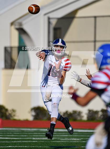 Thumbnail 3 in Tri-County All-Star Game photogallery.