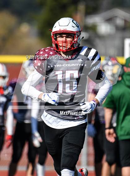 Thumbnail 3 in Tri-County All-Star Game photogallery.