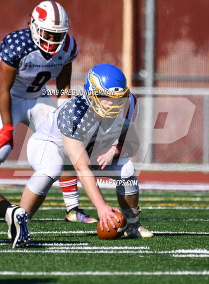 Thumbnail 3 in Tri-County All-Star Game photogallery.