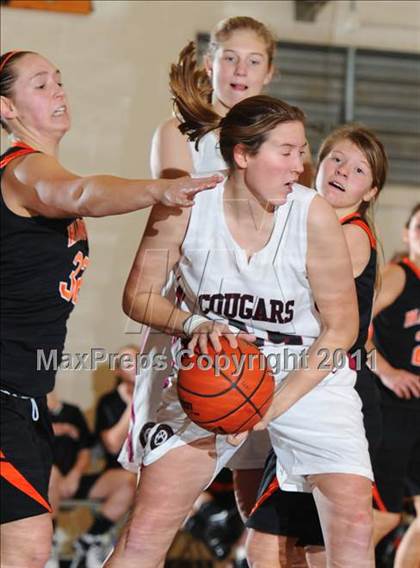 Thumbnail 1 in Hanover vs Lancaster Country Day photogallery.