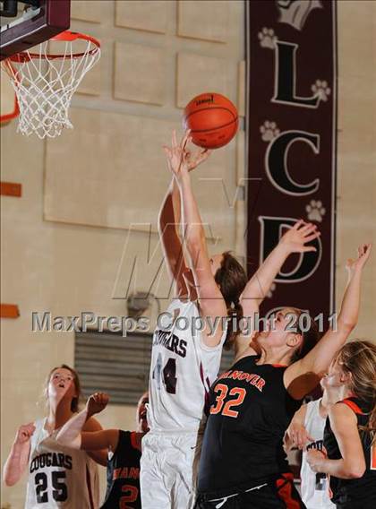 Thumbnail 2 in Hanover vs Lancaster Country Day photogallery.