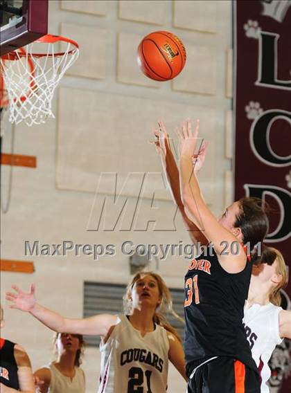 Thumbnail 2 in Hanover vs Lancaster Country Day photogallery.