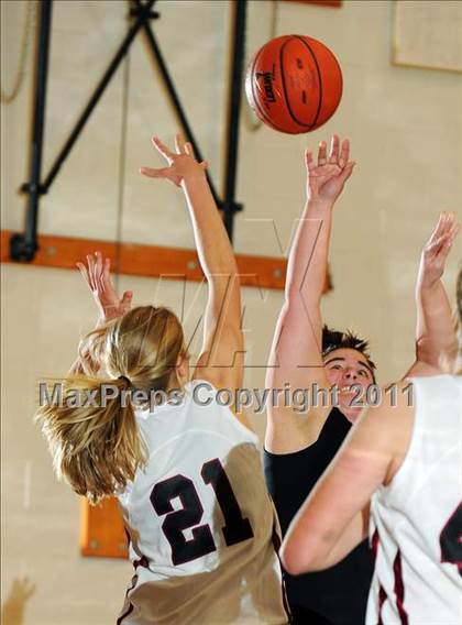 Thumbnail 1 in Hanover vs Lancaster Country Day photogallery.