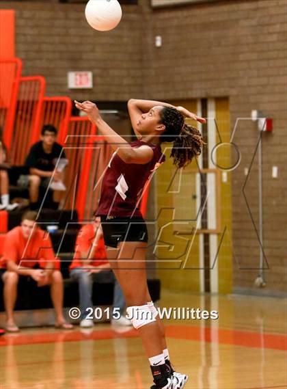Thumbnail 1 in Mountain Pointe @ Corona del Sol photogallery.
